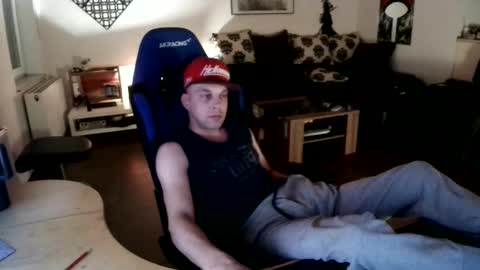 Snapshot of spartasticus chatting on September 28, 8:14 pm spartasticus online show from September 28, 8:14 pm