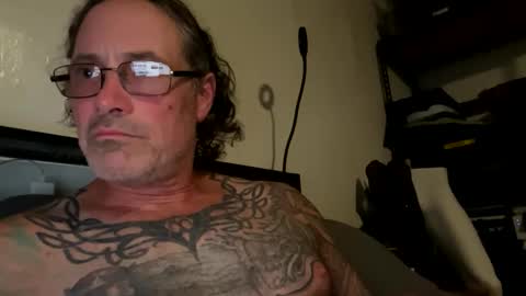 specter1972 online show from March 30, 2:56 am