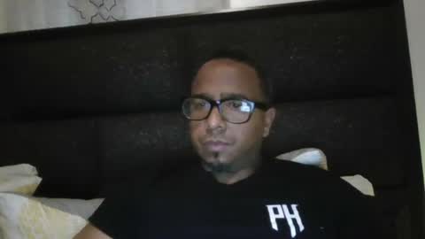 Snapshot of speed01 chatting on July 8, 12:26 am Hot chocolate online show from July 8, 12:26 am