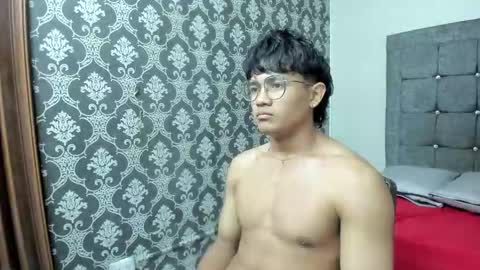 Snapshot of spencer__19 chatting on December 14, 12:21 pm Spencer online show from December 14, 12:21 pm