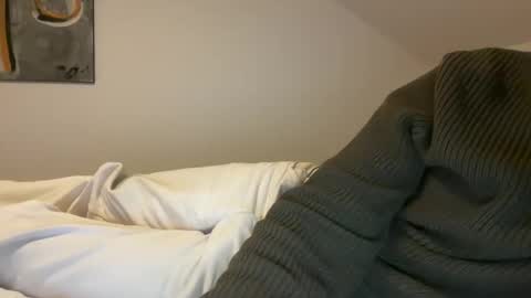 spencerc87 online show from October 31, 7:37 pm