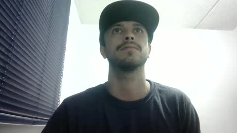 sperm_donor94 online show from December 20, 10:43 pm