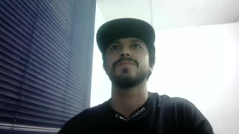 sperm_donor94 online show from February 27, 3:36 am