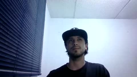 sperm_donor94 online show from April 17, 11:46 am