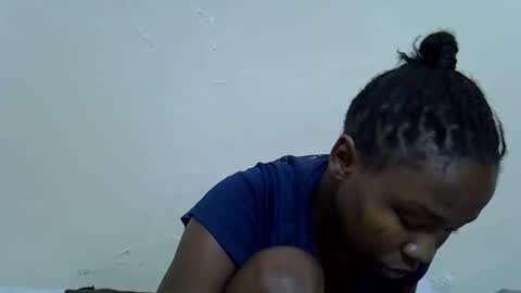 Snapshot of spicy_kittie chatting on May 18, 5:52 pm Kittle online show from May 18, 5:52 pm
