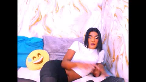 spicybarbie4u online show from April 19, 6:10 pm