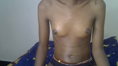 Snapshot of spicybobolishia_ chatting on April 27, 9:51 am Bobo online show from April 27, 9:51 am