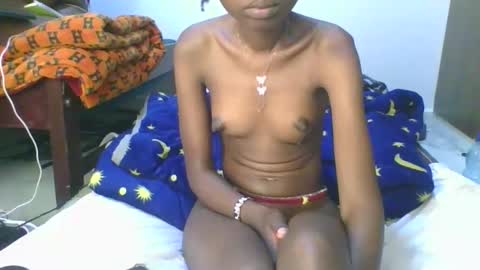 Snapshot of spicybobolishia_ chatting on May 21, 5:03 am Bobo online show from May 21, 5:03 am