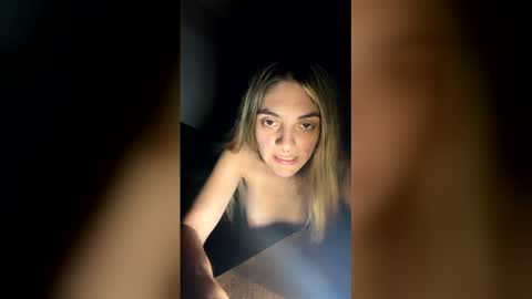 Snapshot of spicydiamond23 chatting on May 27, 6:32 am spicydiamond23 online show from May 27, 6:32 am