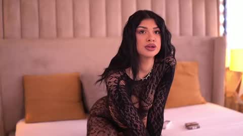 spicyleyla online show from April 29, 8:40 am
