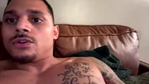 Snapshot of spicypapi9411 chatting on July 19, 11:25 am spicypapi9411 online show from July 19, 11:25 am