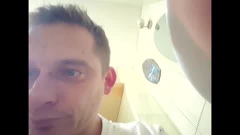 Snapshot of spike21fantasti978506 chatting on October 26, 11:27 am spike21fantasti978506 online show from October 26, 11:27 am