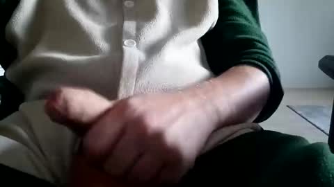 Snapshot of spikyandy chatting on October 25, 6:10 am spikyandy online show from October 25, 6:10 am