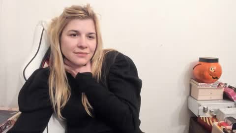 FREE ONLY FANSy online show from January 23, 5:10 pm