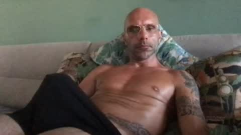 Snapshot of spiton chatting on July 4, 5:52 pm spiton online show from July 4, 5:52 pm