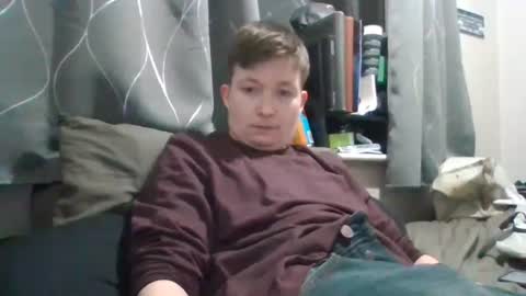 Snapshot of spkieeb28 chatting on December 26, 4:58 pm Jameslux online show from December 26, 4:58 pm