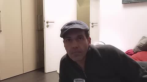 spliffray online show from January 3, 5:17 am