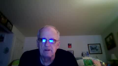 Snapshot of spongebobpineapple70 chatting on May 11, 9:45 pm spongebobpineapple70 online show from May 11, 9:45 pm