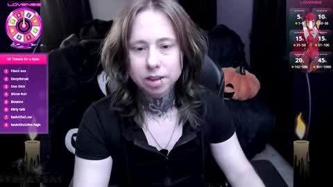 Snapshot of spookbats chatting on November 17, 11:32 pm Shio online show from November 17, 11:32 pm