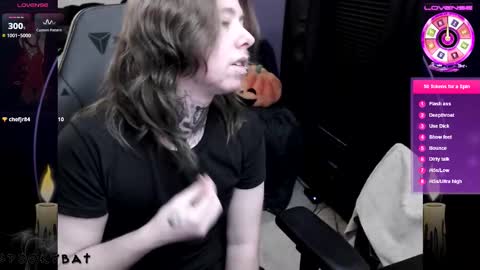 Snapshot of spookbats chatting on November 19, 10:54 pm Shio online show from November 19, 10:54 pm