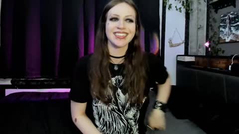 Snapshot of spookysage chatting on February 22, 3:01 am Sage online show from February 22, 3:01 am