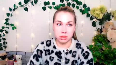 Karina online show from March 23, 8:51 am