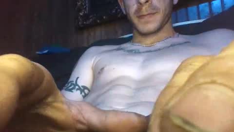 Snapshot of spotlight19955 chatting on January 13, 10:25 am TN stuf online show from January 13, 10:25 am