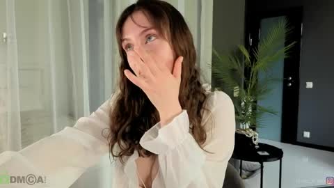 Snapshot of spring_forestxx chatting on May 4, 6:31 am Lily my new acc3 online show from May 4, 6:31 am