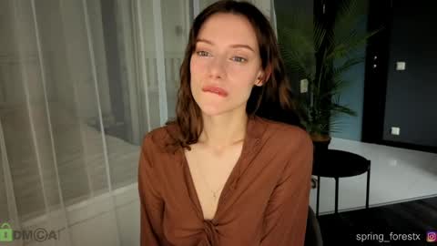 Snapshot of spring_forestxx chatting on May 23, 6:29 am Lily my new acc3 online show from May 23, 6:29 am