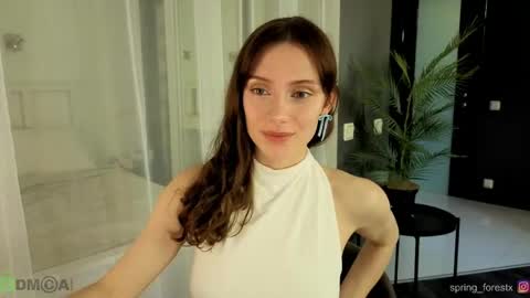 Snapshot of spring_forestxx chatting on June 3, 12:41 pm Lily my new acc3 online show from June 3, 12:41 pm