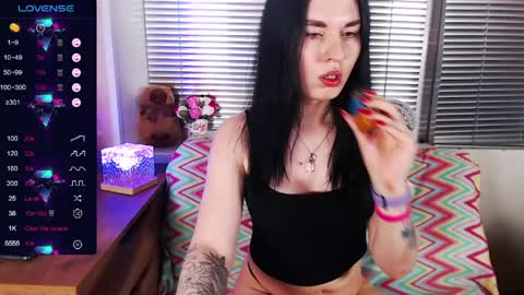Snapshot of spring_girl0 chatting on May 4, 2:57 pm Hello my name is Milanamy fav pattern 111 222 333 777 Control free in exc pvt online show from May 4, 2:57 pm