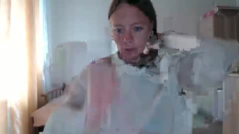 Snapshot of spring_time_ chatting on April 23, 12:29 pm spring_time_ online show from April 23, 12:29 pm