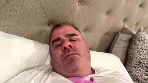 sprtsnut33 online show from December 1, 7:13 am