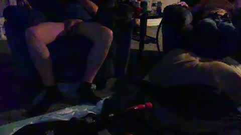 sqrtshow online show from April 4, 11:24 pm