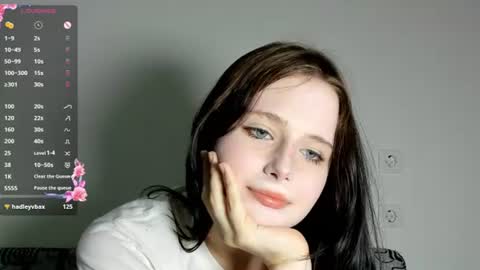 Snapshot of sqsonya chatting on July 24, 7:45 pm marunyashh online show from July 24, 7:45 pm