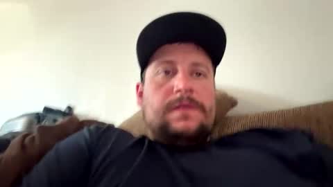Snapshot of squirrlycock1 chatting on May 21, 10:50 pm squirrlycock1 online show from May 21, 10:50 pm