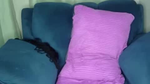 Snapshot of squirtqueen333 chatting on December 8, 6:28 pm shana online show from December 8, 6:28 pm