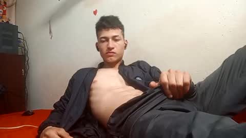 Snapshot of sradicto chatting on October 19, 1:06 am Flacofitxx online show from October 19, 1:06 am