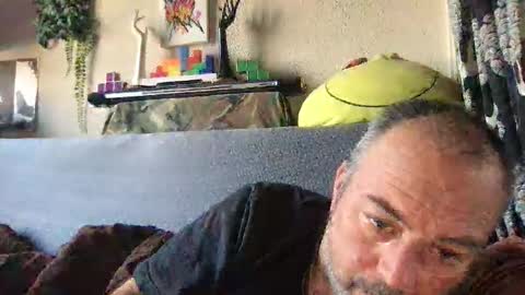 srekos38 online show from March 8, 7:45 am