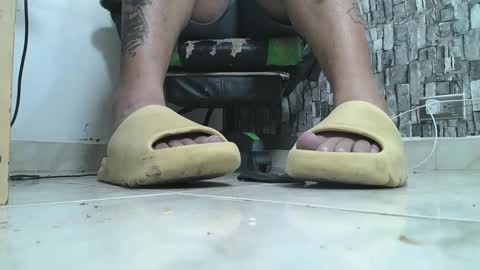 sr master cum its my old account online show from October 5, 3:05 am