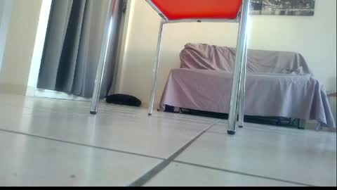 Snapshot of ssenzo chatting on April 17, 7:33 am ssenzo online show from April 17, 7:33 am