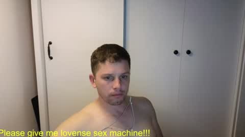 Snapshot of st1vemaster01 chatting on June 10, 1:21 pm st1vemaster01 online show from June 10, 1:21 pm
