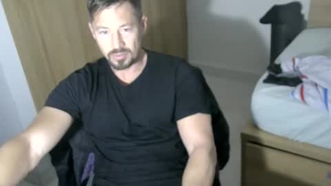 Snapshot of st_amor chatting on January 1, 11:49 am St Amor online show from January 1, 11:49 am