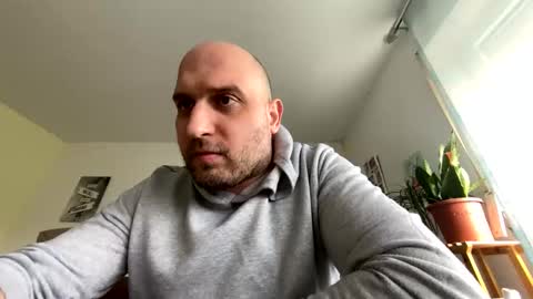 sta13 online show from March 29, 12:38 pm