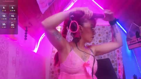 staacy online show from January 10, 12:47 pm