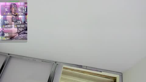 staacy online show from September 9, 7:13 pm