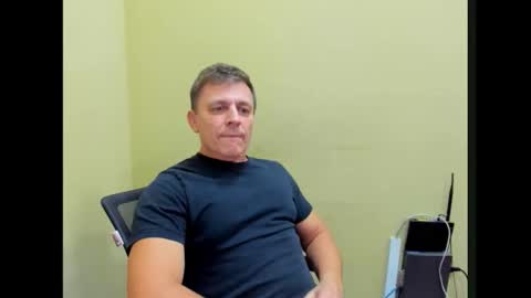 Snapshot of stacattoff chatting on October 21, 4:30 pm stacattoff online show from October 21, 4:30 pm