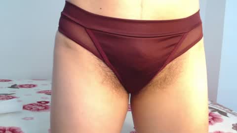 Snapshot of stacey_taylor7 chatting on July 21, 12:29 pm stacey_taylor7 online show from July 21, 12:29 pm
