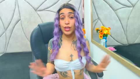 Stacey lee online show from December 5, 8:05 pm