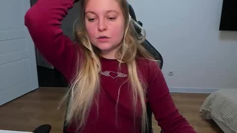 Stacy  online show from November 13, 11:42 am